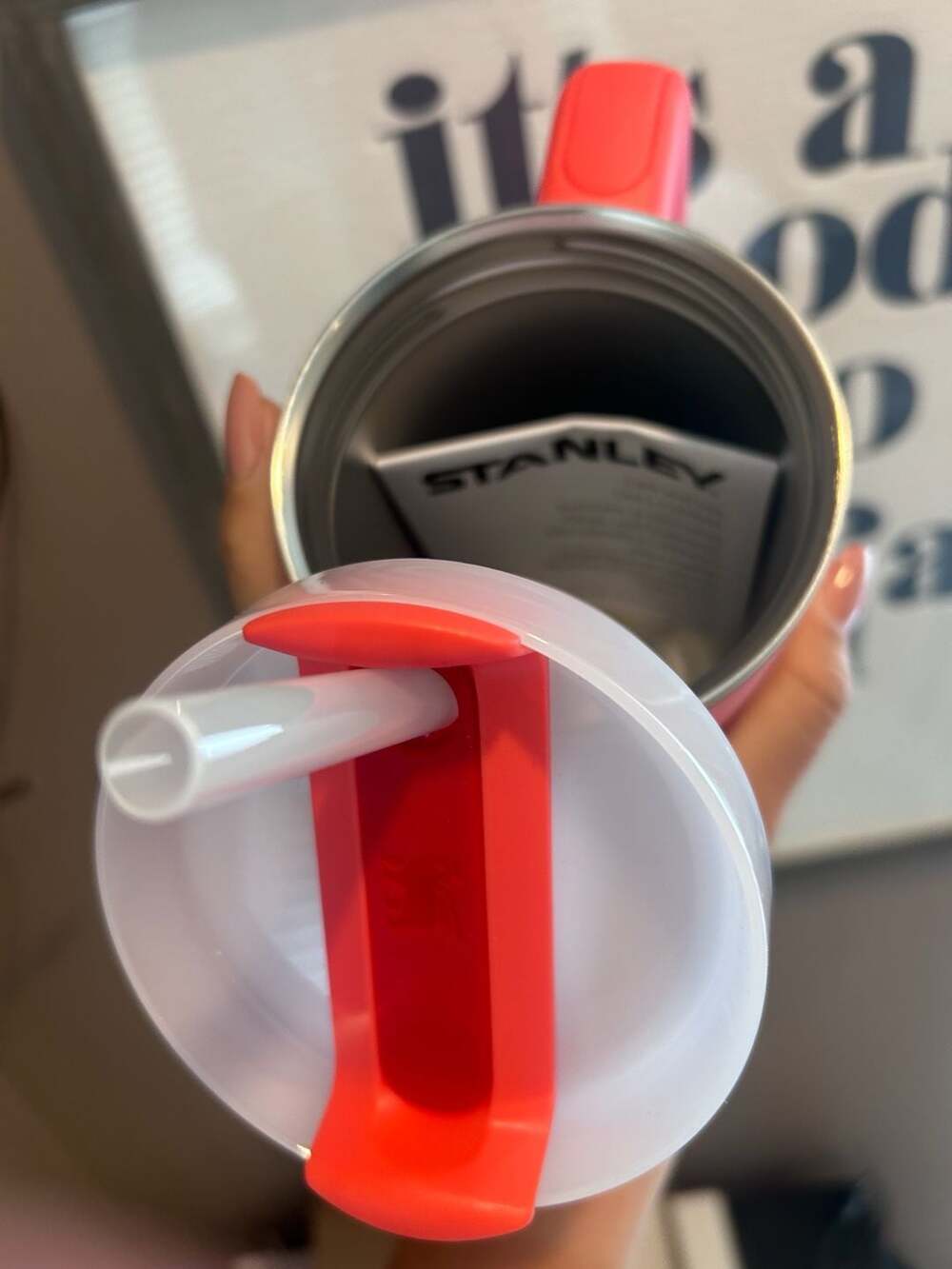 Stanley The Flowstate Quencher H2.0 Tumbler 30oz Hot Coral - Picture 3 of 3